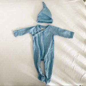 Burt’s Bees Baby One Piece Footie and Hat
